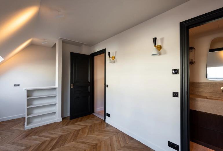 Par133 - Appartement luxueux de 4 chambres