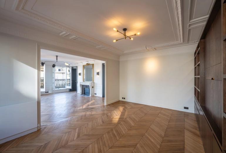 Par133 - Appartement luxueux de 4 chambres
