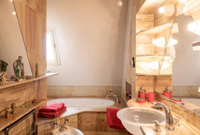 Par142 - Penthouse exceptional para renovar