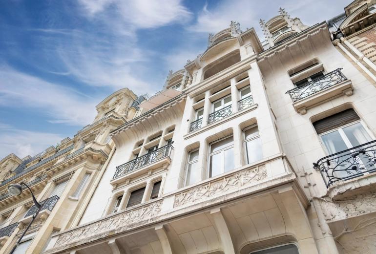Par142 - Penthouse exceptional para renovar