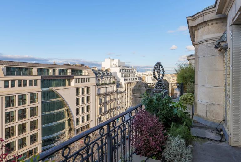 Par007 - Penthouse en Venta en un Palacio Parisino