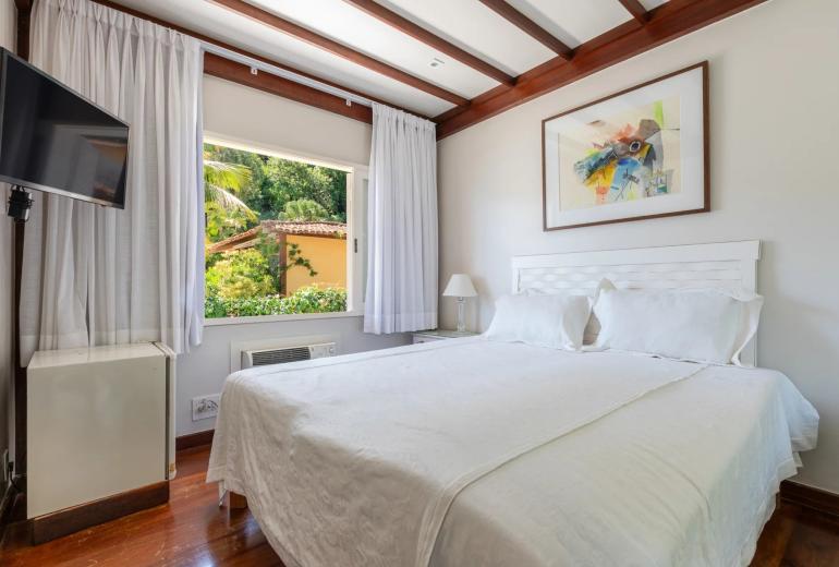Ang064 - Maison de luxe en bord de mer à Angra dos Reis