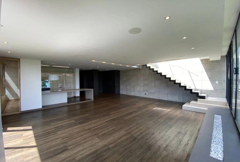 Bog023 - Appartement duplex de luxe avec terrasse à El Virrey, Bogotá