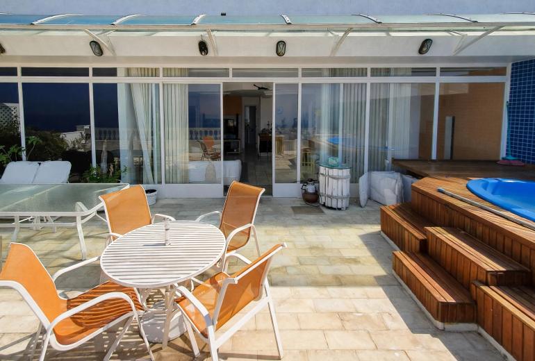 Rio480 - Beachfront penthouse in Copacabana