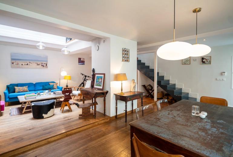Par036 - Maison de ville avec terrasses en plein cœur du 17e arrondissement