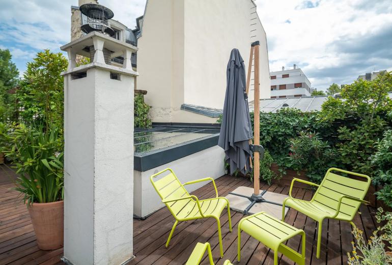 Par036 - Maison de ville avec terrasses en plein cœur du 17e arrondissement