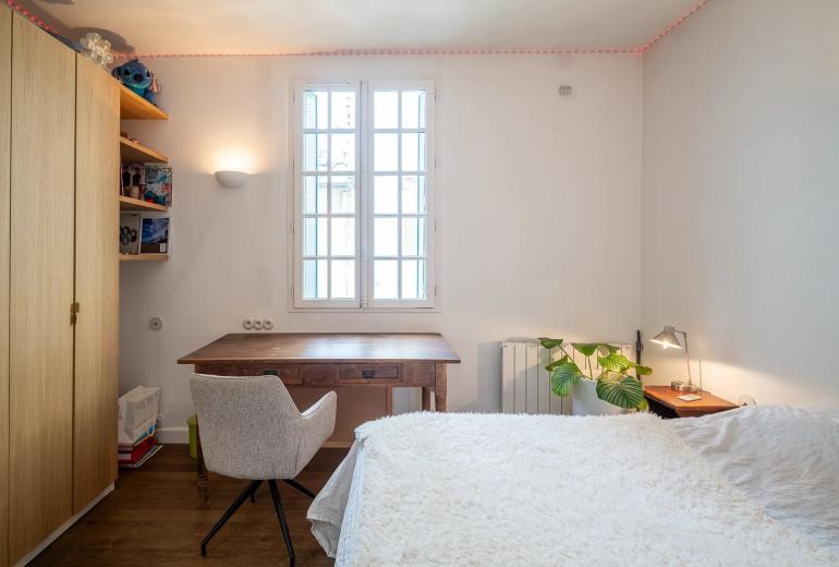 Par036 - Maison de ville avec terrasses en plein cœur du 17e arrondissement