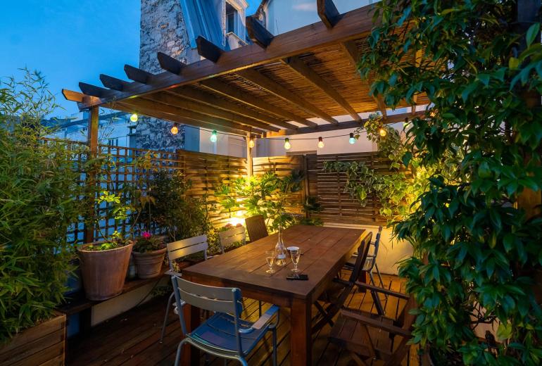 Par036 - Maison de ville avec terrasses en plein cœur du 17e arrondissement