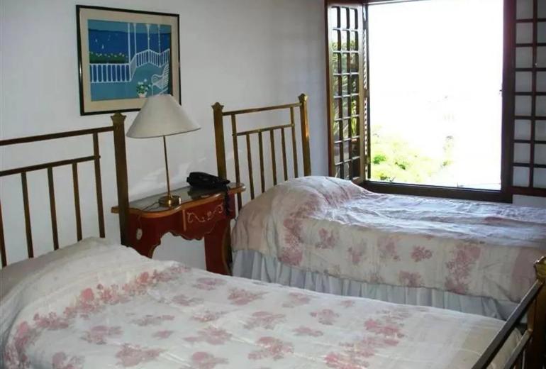 Buz050 - Maison avec vue à Joao Fernandes, Buzios