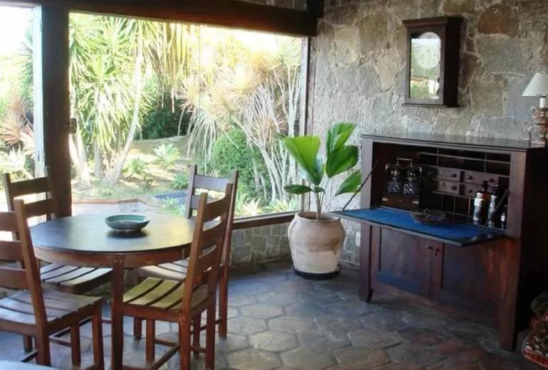 Buz050 - Maison avec vue à Joao Fernandes, Buzios