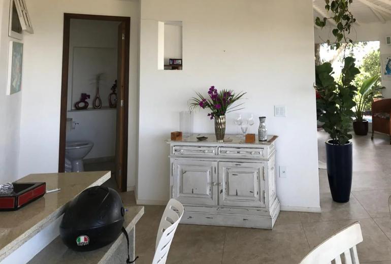 Buz059 – Casa com vista no Alto de Búzios