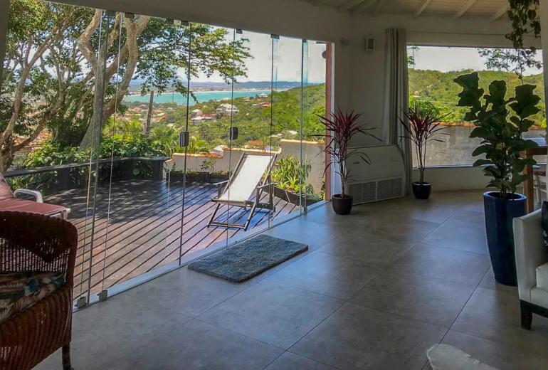 Buz059 – Casa com vista no Alto de Búzios