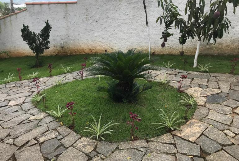 Buz059 – Casa com vista no Alto de Búzios