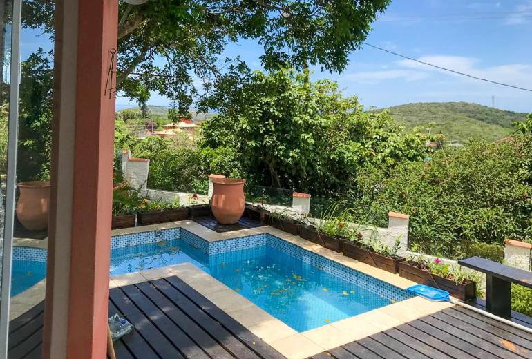 Buz059 – Casa com vista no Alto de Búzios