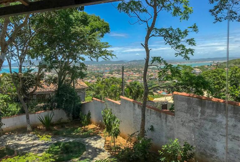 Buz059 – Casa com vista no Alto de Búzios