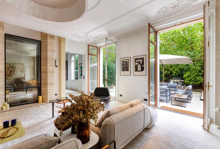 Par051 - Garden Apartment on Avenue Foch