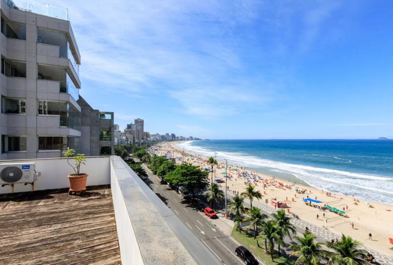 Rio463 - Cobertura duplex frente-mar no Leblon