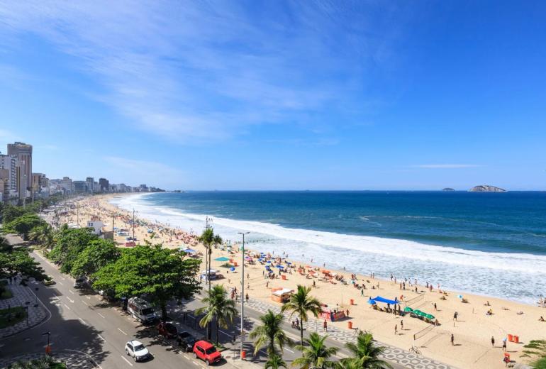 Rio463 - Cobertura duplex frente-mar no Leblon