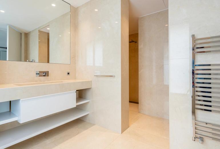 Idf007 - Hôtel Particulier Rénové à Neuilly-sur-Seine – Quartier Dulud-Laffitte
