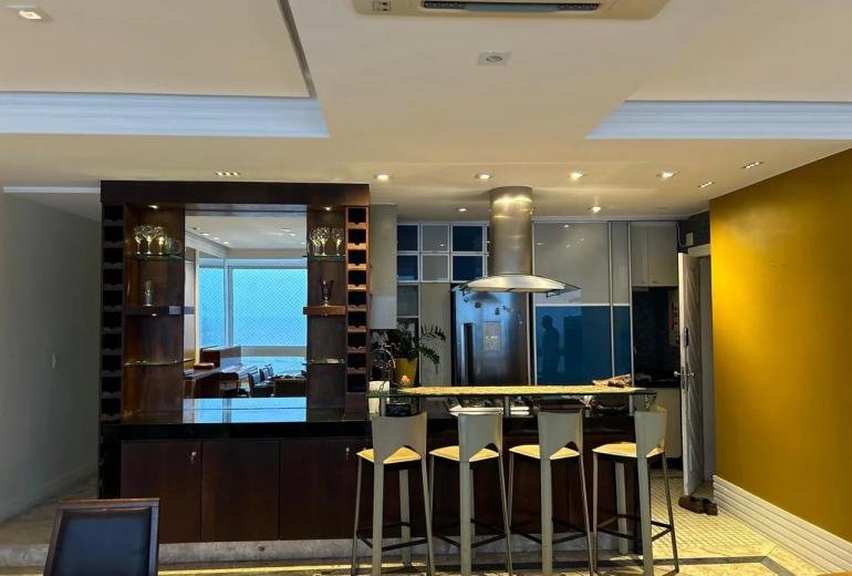 Rio349 – Oceanfront Apartment in Leme