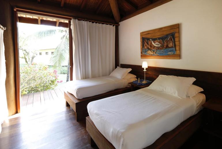 Bah160 - Fantastic villa with pool in Itacaré
