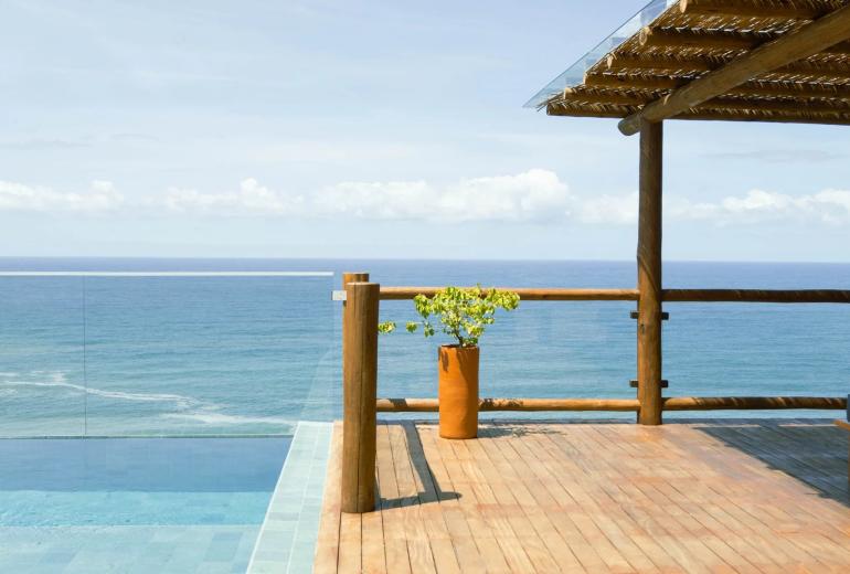 Bah151 - Villa de 5 suites con vista al mar en Itacaré