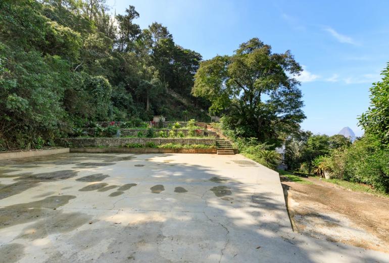 Rio096 - Unique Property in Laranjeiras – Iconic Views Over Rio