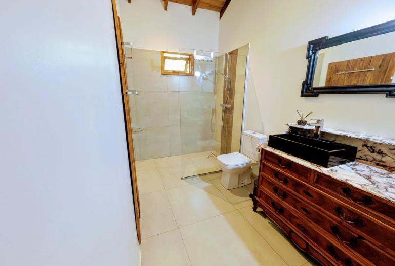 Pty016 – Hotel for Sale in Paraty