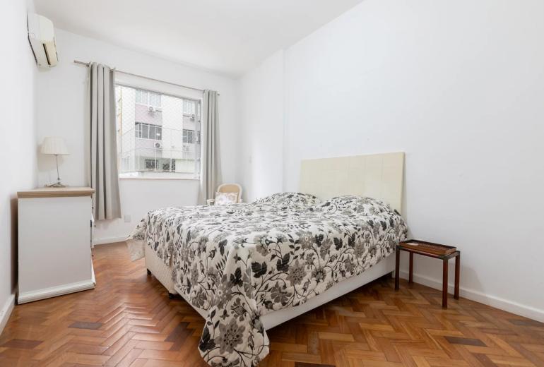 Rio374 - Apartamento espaçoso no Leblon