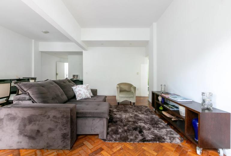 Rio374 - Apartamento espaçoso no Leblon