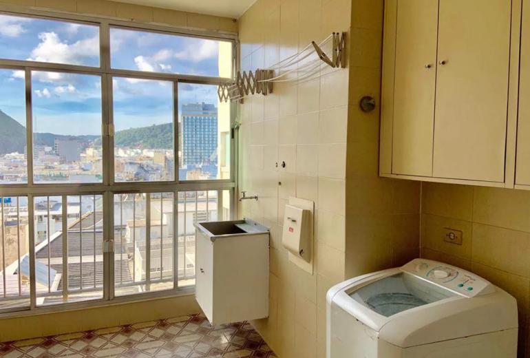 Rio376 – Duplex penthouse with pool in Copacabana