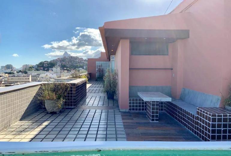 Rio376 – Duplex penthouse with pool in Copacabana