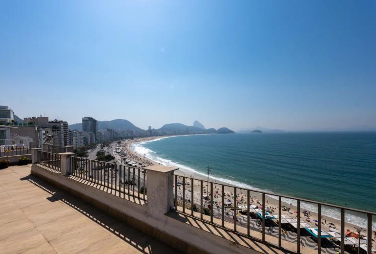 Rio419 - Beachfront Penthouse in Copacabana – Duplex with Panoramic Terrace