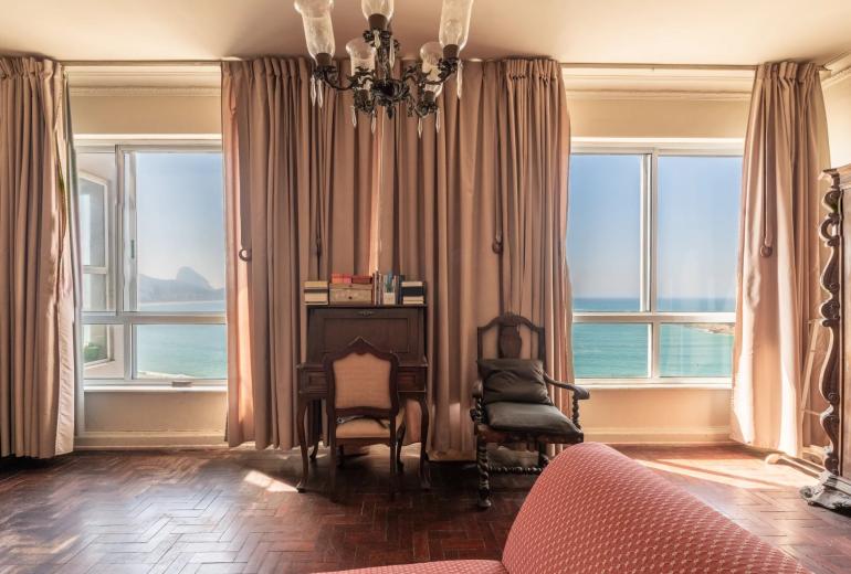 Rio419 - Beachfront Penthouse in Copacabana – Duplex with Panoramic Terrace