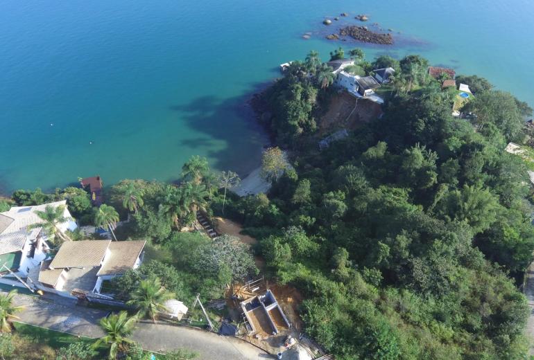 Ang066 – Seafront Land in Angra dos Reis