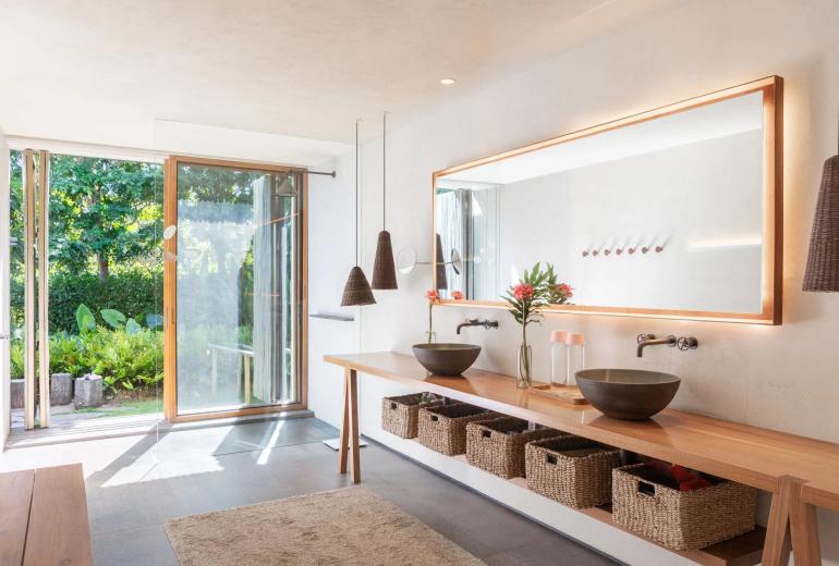 Bah005 – Luxury Design Villa in Trancoso