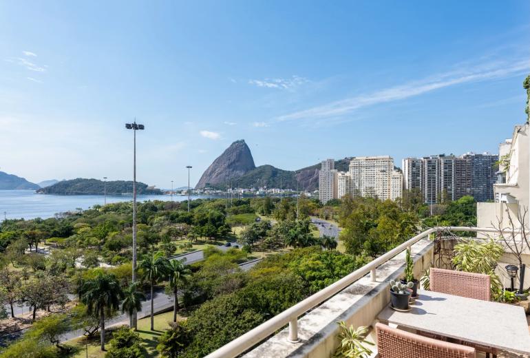 Rio367 - Apartamento con Balcón y Vista al Mar en Flamengo