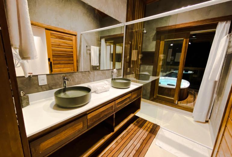 Cea073 – Elegant Villa in Guajiru Island, Ceará