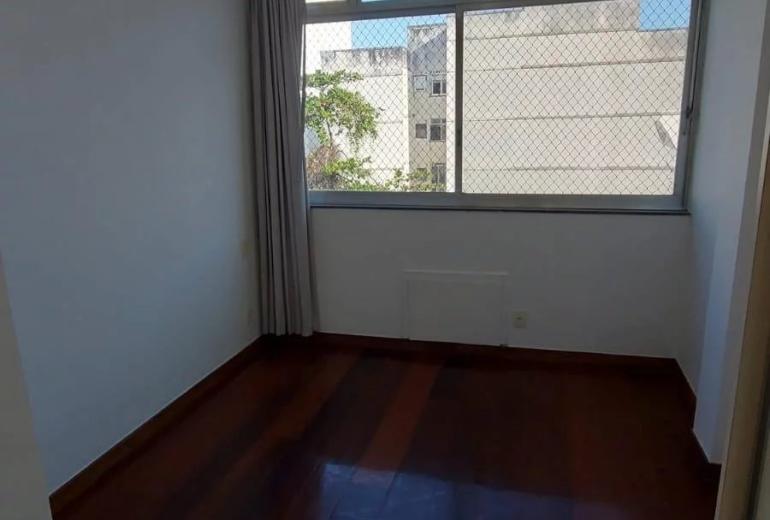 Charmoso apartamento idealmente localizado em Ipanema