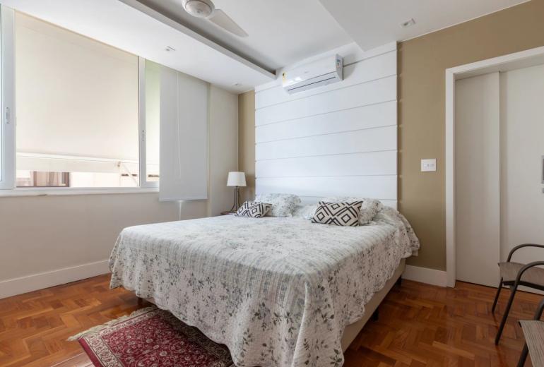 Rio363 - Oceanfront Apartment in Ipanema with 3 Suites