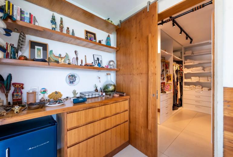 Rio095 - Spectacular villa atop São Conrado