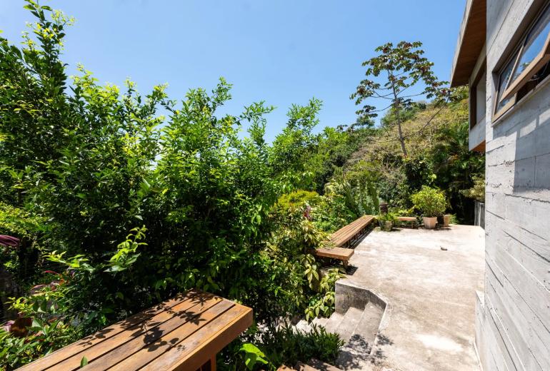 Rio095 - Spectacular villa atop São Conrado