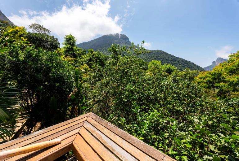 Rio095 - Spectacular villa atop São Conrado