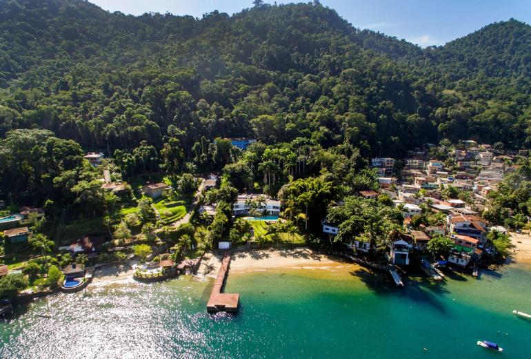Ang019 - Amazing beach house by the sea in Angra dos Reis