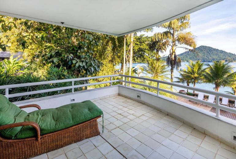 Ang019 - Amazing beach house by the sea in Angra dos Reis