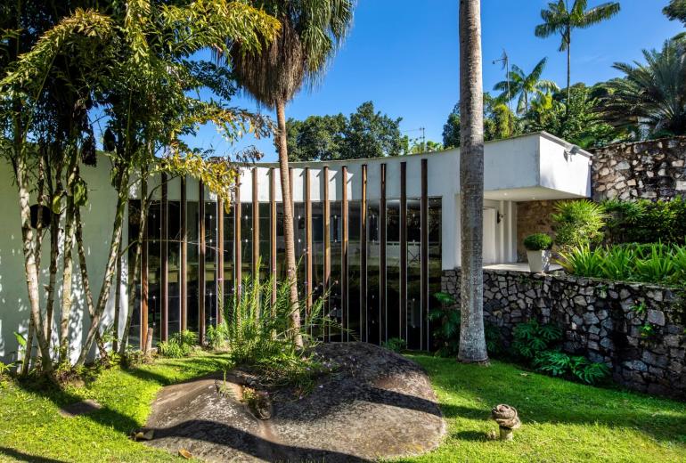 Ang019 - Amazing beach house by the sea in Angra dos Reis