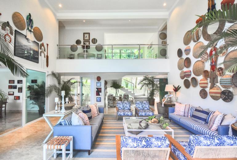 Ang013 - Propriété en bord de mer à Angra dos Reis