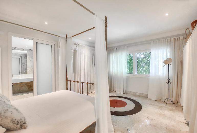 Ang013 - Propriété en bord de mer à Angra dos Reis