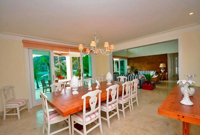 Ang046 - Villa frente al mar en Angra dos Reis