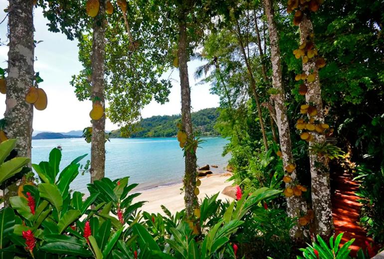 Ang046 - Villa frente al mar en Angra dos Reis